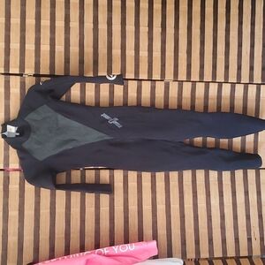 Seaquest 2mm insulated wetsuit